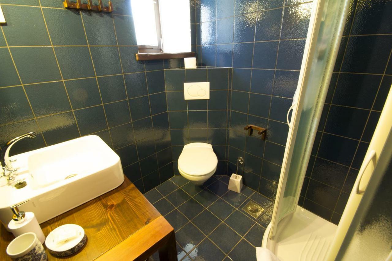Holiday Homes Poli Svetega Antona Gračišće Esterno foto